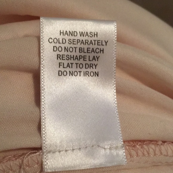 🆕 Adrianna Papell, 🌺” Lovely” in Blush, Size 8 - Picture 7 of 7